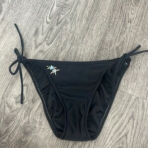 Radio Fiji bikini bottoms